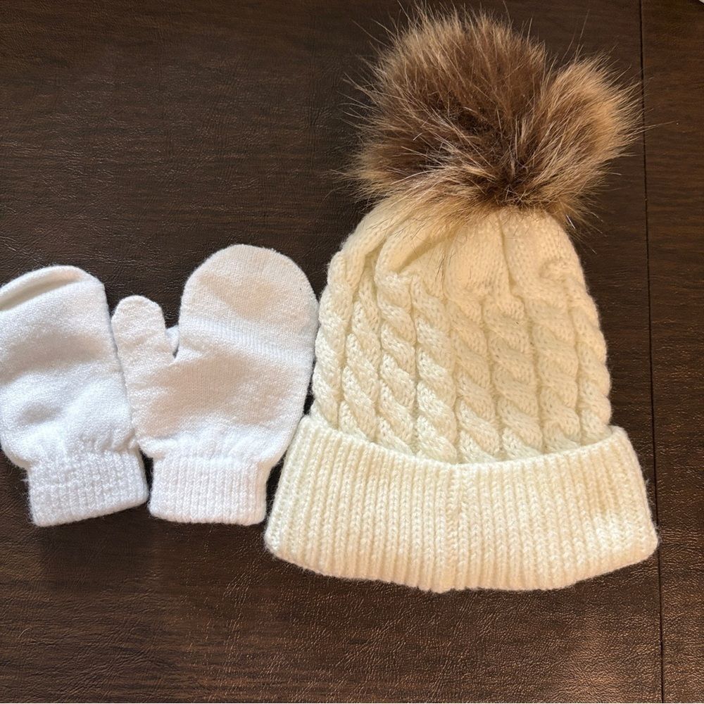 Baby Cozy Cream Knit Hat and Mittens Set